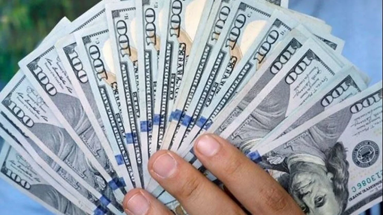 أسعار الدولار مقابل الجنيه في البنوك المصرية تتصدر المشهد اليوم الجمعة